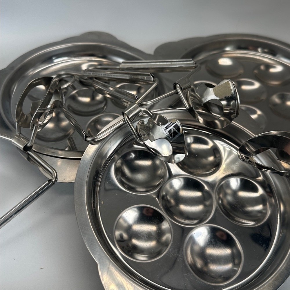 4 Stainless Steel 18-6 Escargot Snail Plates 6 Well + 4 Tongs Sanrival France🐌